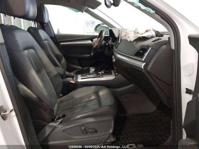 WA1BNAFY2J2072685 Audi Q5 Premium Plus