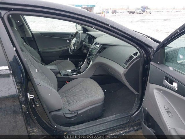 2011 Hyundai Sonata Gls მანქანა იყიდება აუქციონზე, vin: 5NPEB4AC6BH202329, აუქციონის ნომერი: 12559286