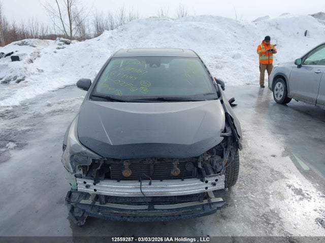JTDKARFU8G3024561 Toyota Prius