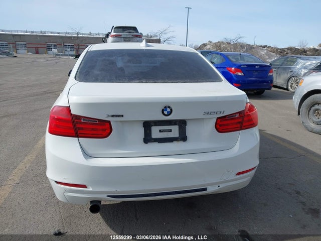 2014 Bmw 320i Xdrive მანქანა იყიდება აუქციონზე, vin: WBA3C3C59EP661809, აუქციონის ნომერი: 12559299