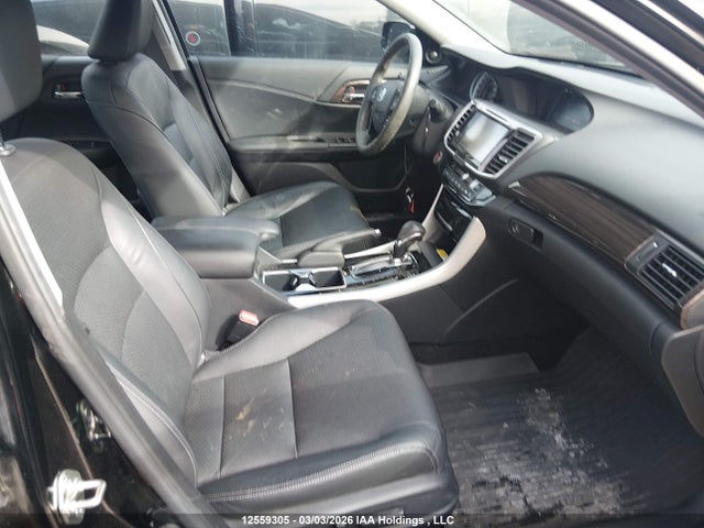 1HGCR3F90GA801284 Honda Accord Touring