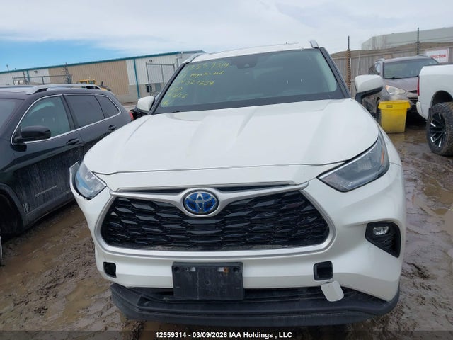 2021 Toyota Highlander მანქანა იყიდება აუქციონზე, vin: 5TDGBRCH9MS527634, აუქციონის ნომერი: 12559314