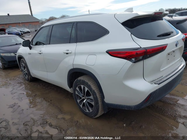 2021 Toyota Highlander მანქანა იყიდება აუქციონზე, vin: 5TDGBRCH9MS527634, აუქციონის ნომერი: 12559314