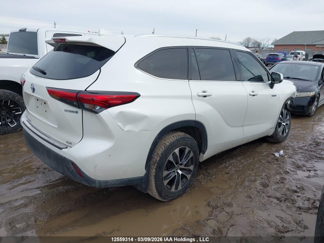 2021 Toyota Highlander მანქანა იყიდება აუქციონზე, vin: 5TDGBRCH9MS527634, აუქციონის ნომერი: 12559314