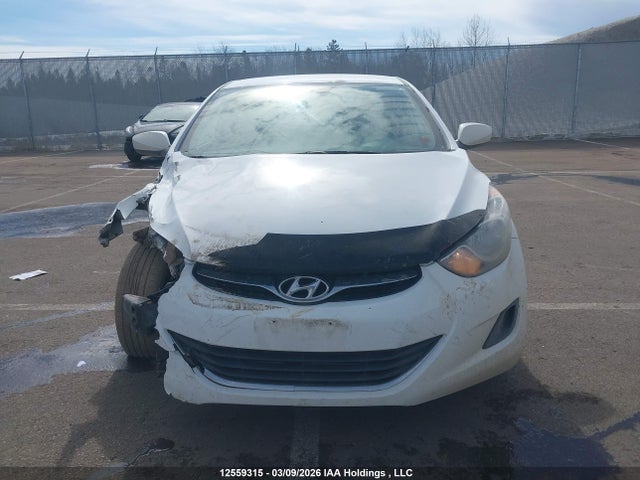 2013 Hyundai Elantra Gls/limited მანქანა იყიდება აუქციონზე, vin: 5NPDH4AE0DH376136, აუქციონის ნომერი: 12559315