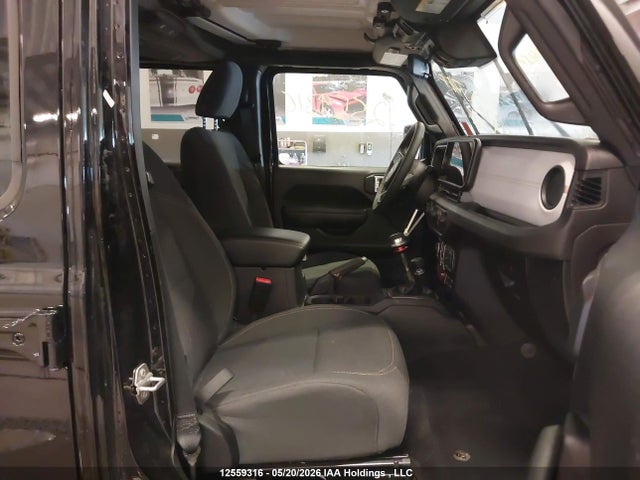 1C4PJXDG1SW524317 Jeep Wrangler Sport