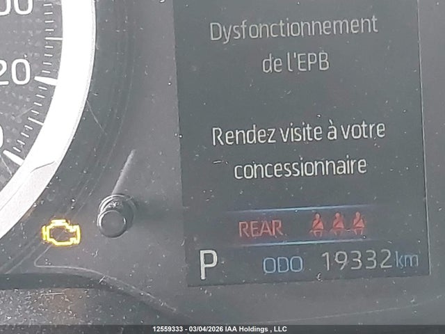 5YFBPMBE7NP318697 Toyota COROLLA LE