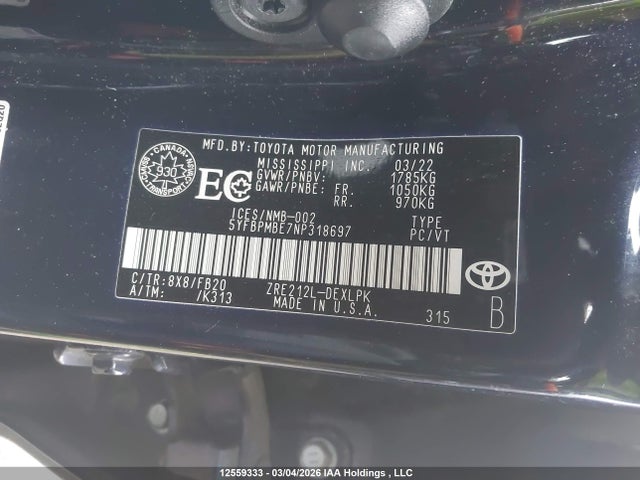 5YFBPMBE7NP318697 Toyota COROLLA LE