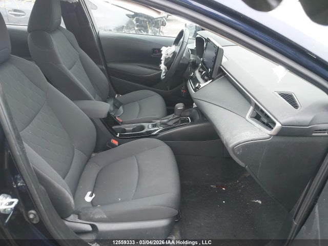 5YFBPMBE7NP318697 Toyota COROLLA LE