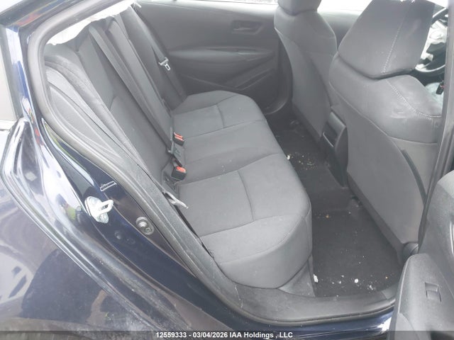 5YFBPMBE7NP318697 Toyota COROLLA LE