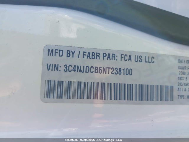 3C4NJDCB6NT238100 Jeep Compass Limited