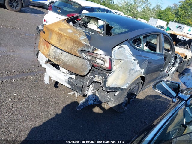Tesla Model 3 Long Range 2025 5YJ3E1EA5SF901505 Image 4
