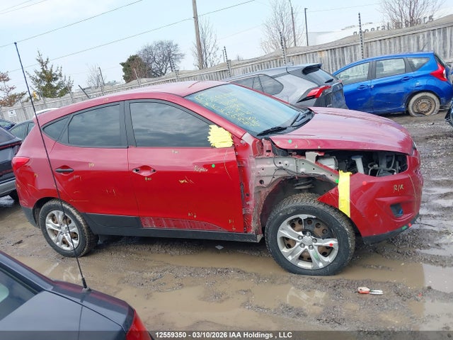 2015 Hyundai Tucson Gl მანქანა იყიდება აუქციონზე, vin: KM8JTCAF2FU039802, აუქციონის ნომერი: 12559350