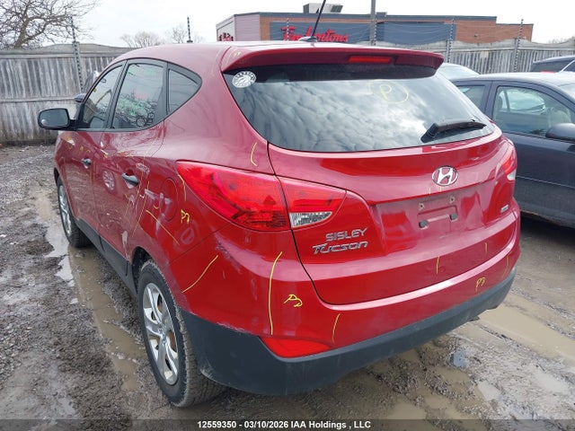 2015 Hyundai Tucson Gl მანქანა იყიდება აუქციონზე, vin: KM8JTCAF2FU039802, აუქციონის ნომერი: 12559350