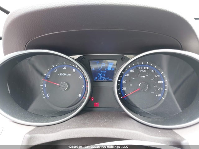 2015 Hyundai Tucson Gl მანქანა იყიდება აუქციონზე, vin: KM8JTCAF2FU039802, აუქციონის ნომერი: 12559350