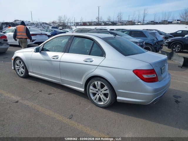 Продаж на аукціоні авто 2013 Mercedes-benz C 300 4matic, vin: WDDGF8AB6DA763707, номер лоту: 12559362
