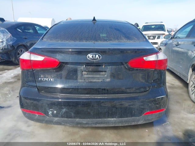 KNAFX4A65G5621051 KIA FORTE LX