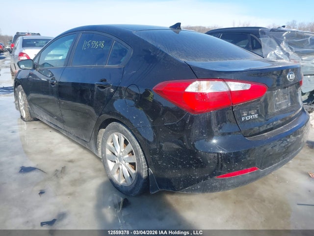 KNAFX4A65G5621051 KIA FORTE LX