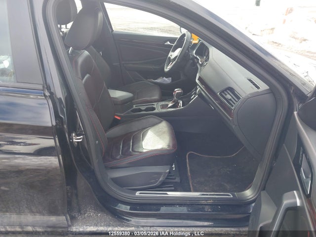 3VW2T7BU1NM013740 Volkswagen JETTA GLI