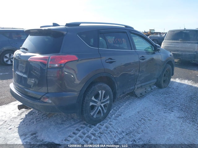 12559383 :رقم المزاد ، 2T3BFREV1HW650608 vin ، 2017 Toyota Rav4 Le مزاد بيع