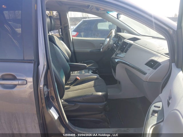 12559405 :رقم المزاد ، 5TDXK3DC9CS214940 vin ، 2012 Toyota Sienna Sport مزاد بيع