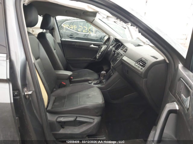 12559409 :رقم المزاد ، 3VV2B7AX4JM168697 vin ، 2018 Volkswagen Tiguan Se/sel مزاد بيع