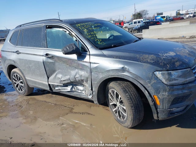 12559409 :رقم المزاد ، 3VV2B7AX4JM168697 vin ، 2018 Volkswagen Tiguan Se/sel مزاد بيع
