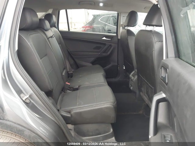 12559409 :رقم المزاد ، 3VV2B7AX4JM168697 vin ، 2018 Volkswagen Tiguan Se/sel مزاد بيع