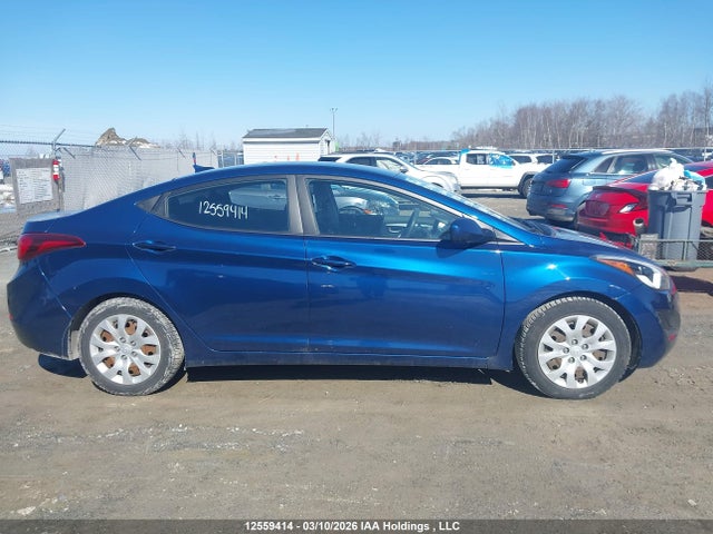 Продажа на аукционе авто 2016 Hyundai Elantra Gl, vin: 5NPDH4AE5GH793207, номер лота: 12559414