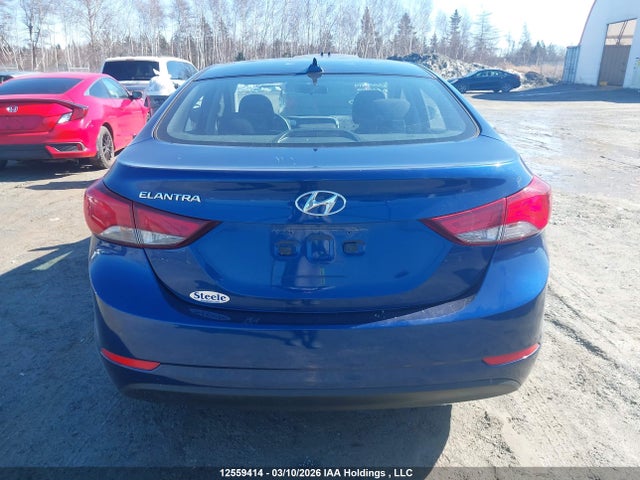 Продажа на аукционе авто 2016 Hyundai Elantra Gl, vin: 5NPDH4AE5GH793207, номер лота: 12559414