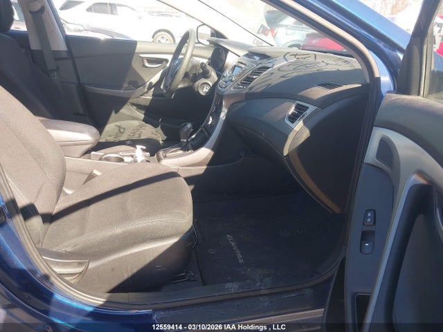 Продажа на аукционе авто 2016 Hyundai Elantra Gl, vin: 5NPDH4AE5GH793207, номер лота: 12559414