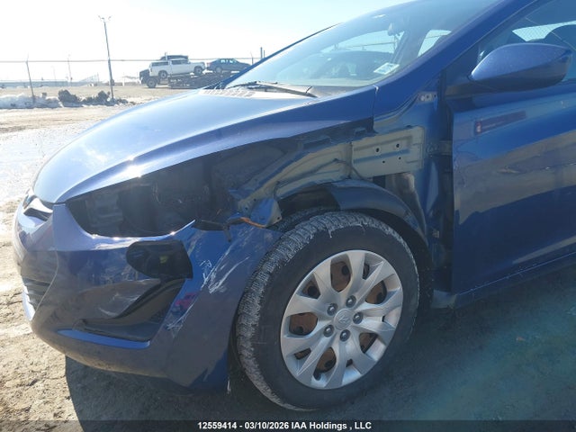 Продажа на аукционе авто 2016 Hyundai Elantra Gl, vin: 5NPDH4AE5GH793207, номер лота: 12559414