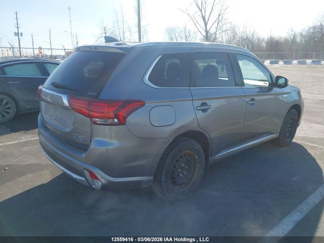 JA4J24A58JZ615662 Mitsubishi OUTLANDER PHEV