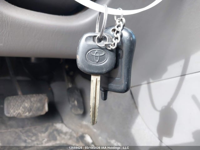 Aukcja sprzedaży 2004 Toyota Corolla Ce/le/sport, vin: 2T1BR32E54C823527, numer aukcji: 12559425
