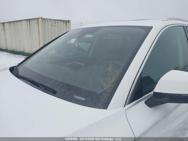 Audi Q5 2.0t Technik 2018 WA1CNAFY6J2187567 Image 18