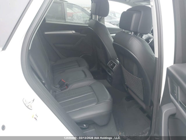 Audi Q5 2.0t Technik 2018 WA1CNAFY6J2187567 Image 8