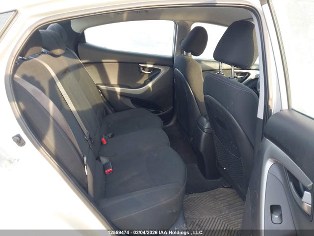 12559474 :رقم المزاد ، 5NPDH4AE6FH550004 vin ، 2015 Hyundai Elantra مزاد بيع