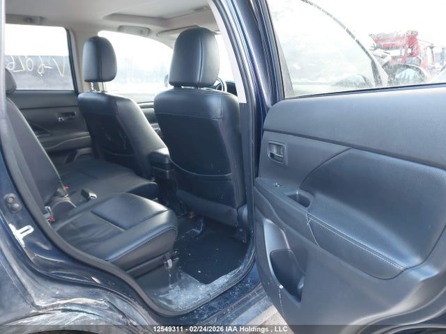 JA4JZ4AXXGZ602689 Mitsubishi OUTLANDER GT