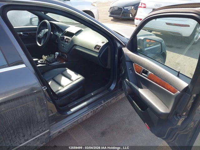 12559499 :رقم المزاد ، WDDGF5EB6AR103303 vin ، 2010 Mercedes-benz C 300 300 مزاد بيع