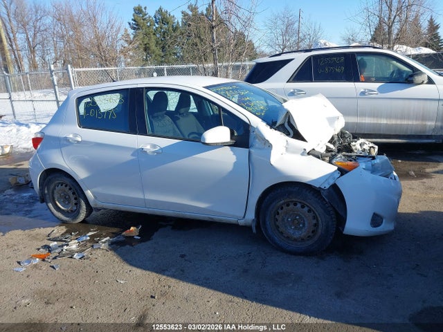 Toyota YARIS LE 2014 VNKKTUD31EA013795 Image 13