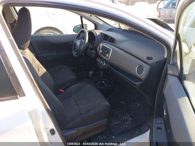 Toyota YARIS LE 2014 VNKKTUD31EA013795 Image 5