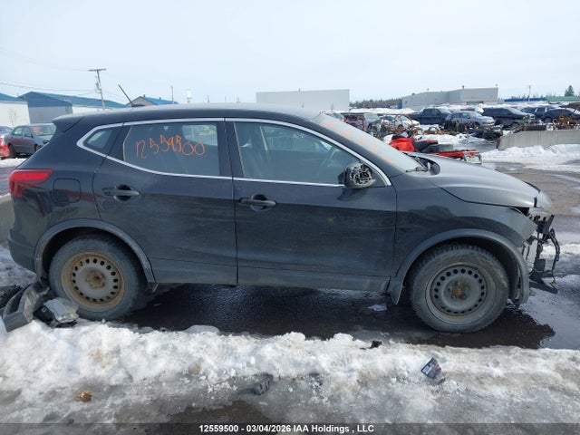 JN1BJ1CP2KW210266 Nissan Rogue Sport S/sv/sl