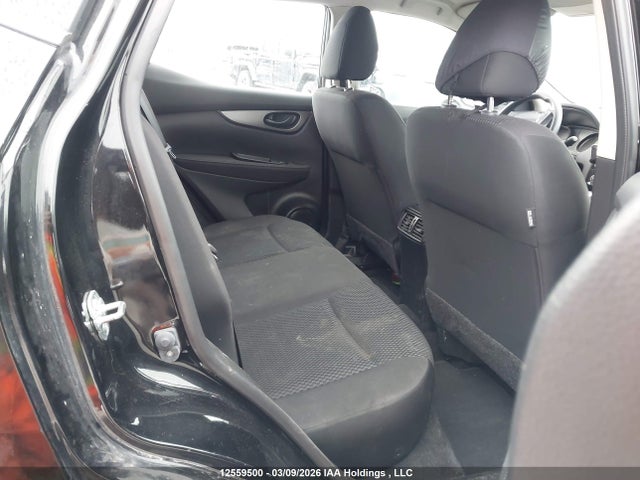 JN1BJ1CP2KW210266 Nissan Rogue Sport S/sv/sl