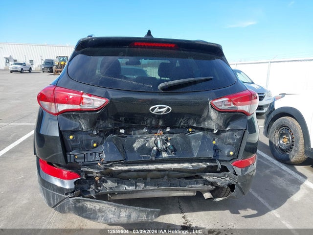 2018 Hyundai Tucson Se 2.0l მანქანა იყიდება აუქციონზე, vin: KM8J33A48JU795867, აუქციონის ნომერი: 12559504