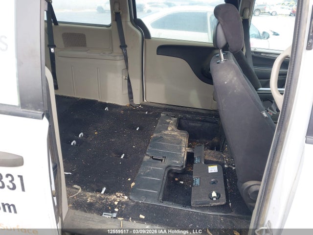 2C4RDGBG4ER298130 Dodge Grand Caravan Se