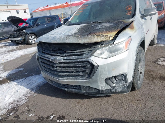 1GNEVJKW3JJ273919 Chevrolet Traverse Premier