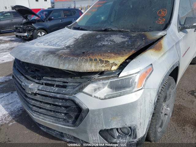 1GNEVJKW3JJ273919 Chevrolet Traverse Premier