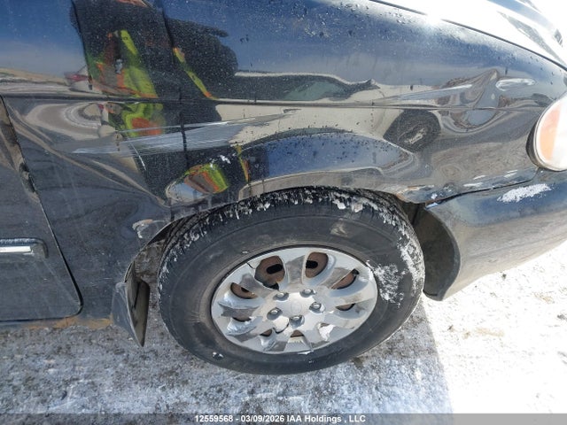 Продажа на аукционе авто 2005 Kia Sedona Ex/lx, vin: KNDUP131356732733, номер лота: 12559568