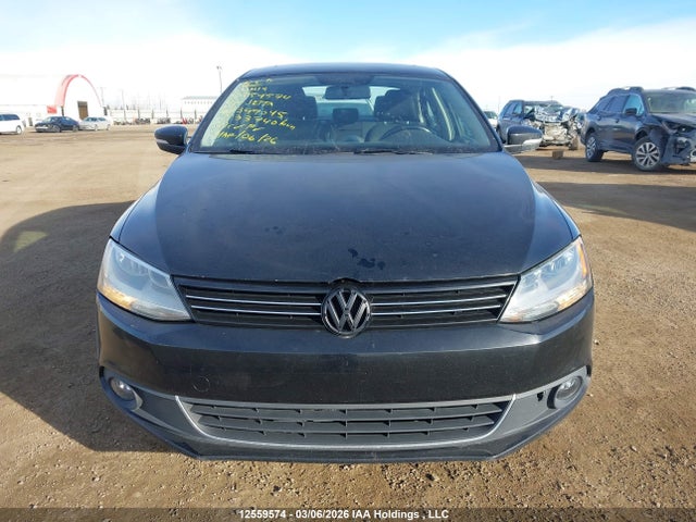 2013 Volkswagen Jetta Se მანქანა იყიდება აუქციონზე, vin: 3VWDX7AJ2DM399345, აუქციონის ნომერი: 12559574