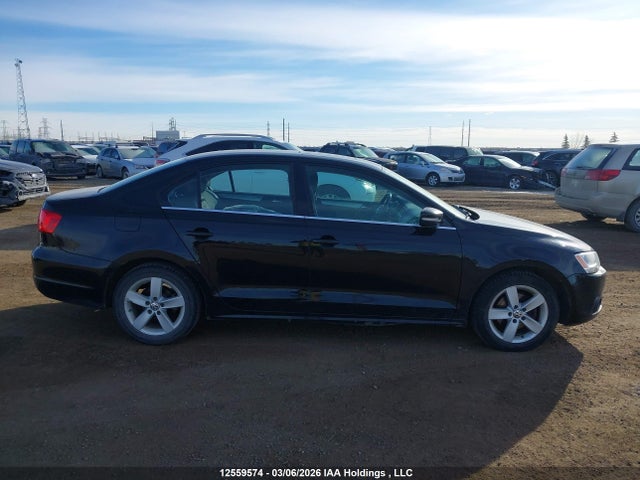 2013 Volkswagen Jetta Se მანქანა იყიდება აუქციონზე, vin: 3VWDX7AJ2DM399345, აუქციონის ნომერი: 12559574